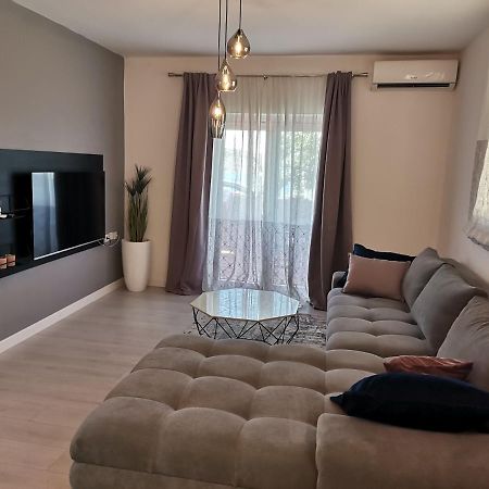 Apartmani Darko Ртина Екстериор снимка