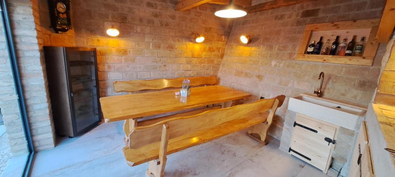 Apartmani Darko Ртина Екстериор снимка